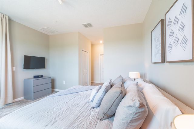 875 OCEAN COURSE AVENUE 875, Davenport, FL 33896