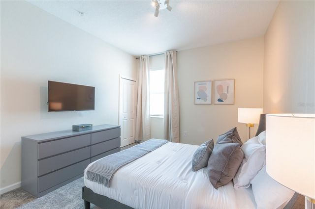 875 OCEAN COURSE AVENUE 875, Davenport, FL 33896