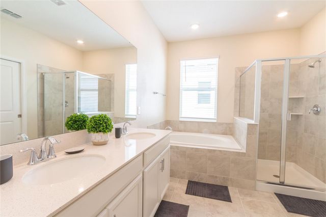 875 OCEAN COURSE AVENUE 875, Davenport, FL 33896