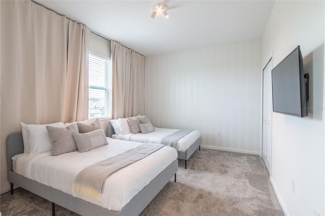 875 OCEAN COURSE AVENUE 875, Davenport, FL 33896