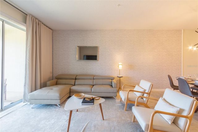 875 OCEAN COURSE AVENUE 875, Davenport, FL 33896