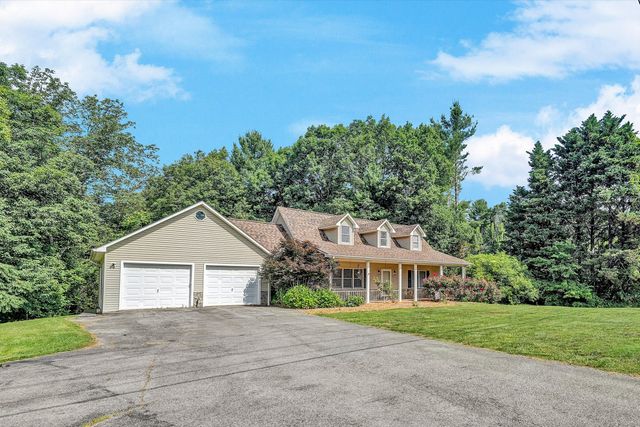 3820 FRANKLIN ST, Rocky Mount, VA 24151