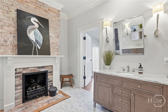 114 W Liberty Street, Savannah, GA 31401