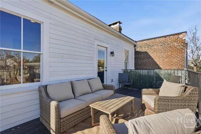 114 W Liberty Street, Savannah, GA 31401