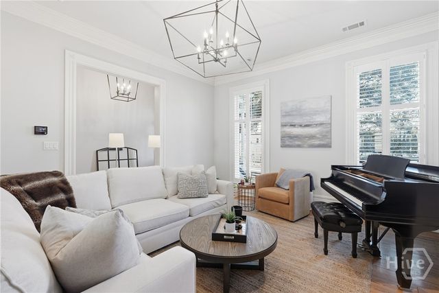 114 W Liberty Street, Savannah, GA 31401