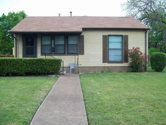 2703 Eagle Drive, Dallas, TX 75216