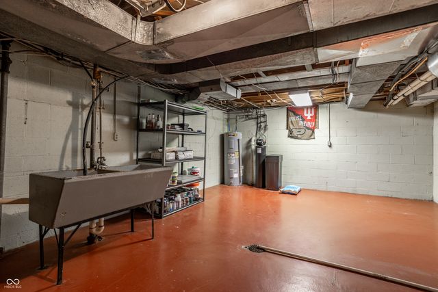 6910 N Washington Boulevard, Indianapolis, IN 46220