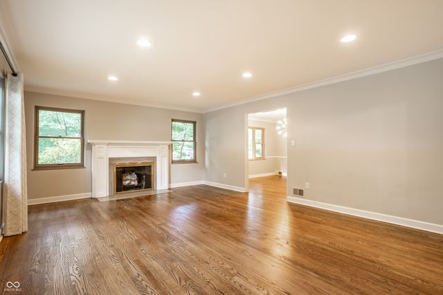 6910 N Washington Boulevard, Indianapolis, IN 46220