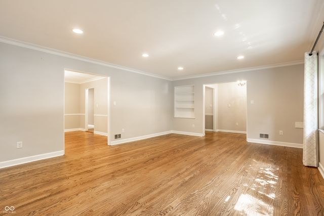 6910 N Washington Boulevard, Indianapolis, IN 46220
