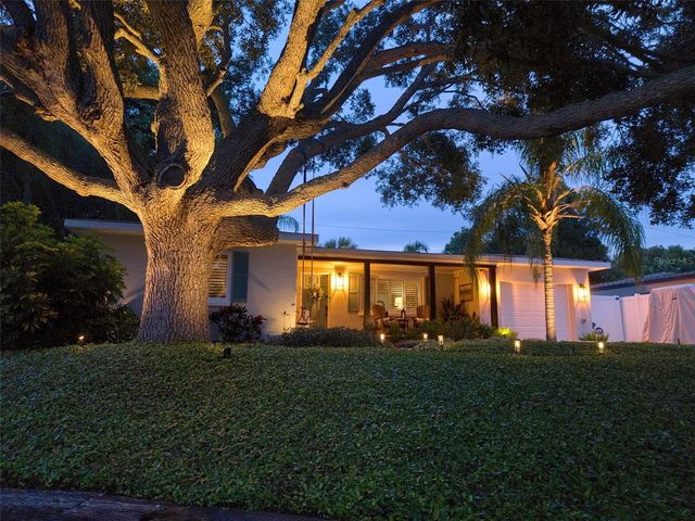 128 EDGEWATER TERRACE, Dunedin, FL 34698