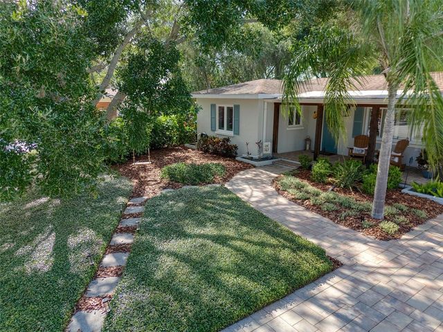 128 EDGEWATER TERRACE, Dunedin, FL 34698