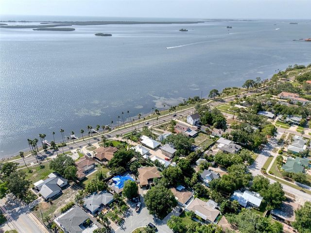 128 EDGEWATER TERRACE, Dunedin, FL 34698
