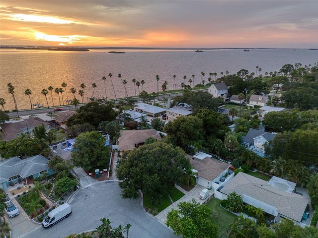 128 EDGEWATER TERRACE, Dunedin, FL 34698