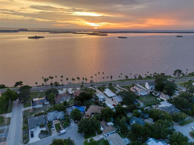 128 EDGEWATER TERRACE, Dunedin, FL 34698