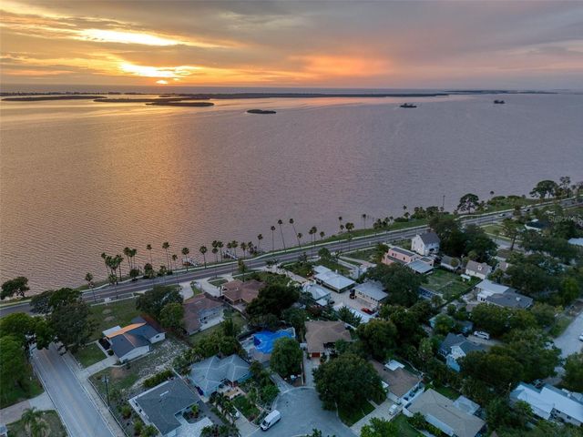 128 EDGEWATER TERRACE, Dunedin, FL 34698