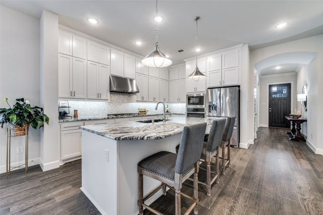 7400 EASLEY Drive, Mckinney, TX 75071