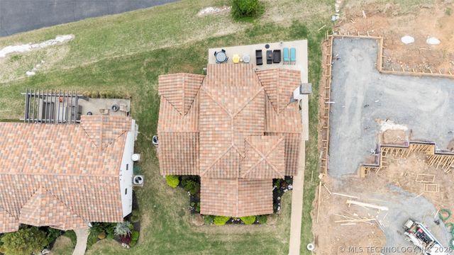 447300 Grottos Loop 204 & 301, Vinita, OK 74301