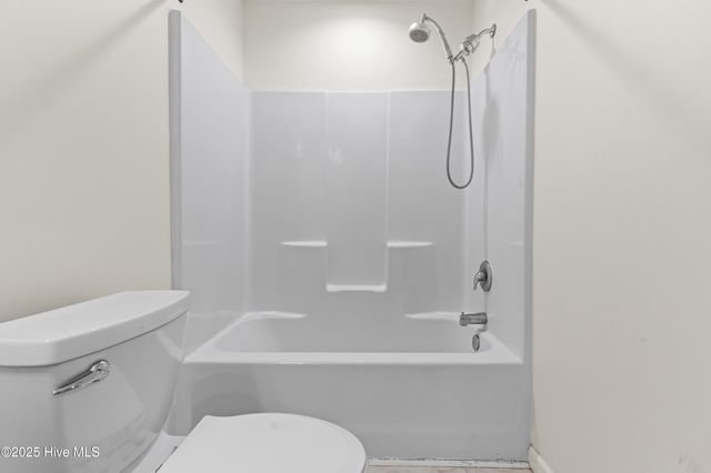 614 Saint Johns Church Road, Hampstead, NC 28443
