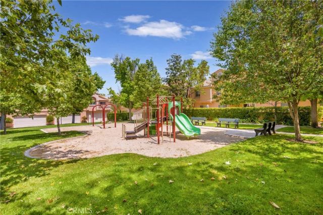 25146 Steinbeck A, Stevenson Ranch, CA 91381