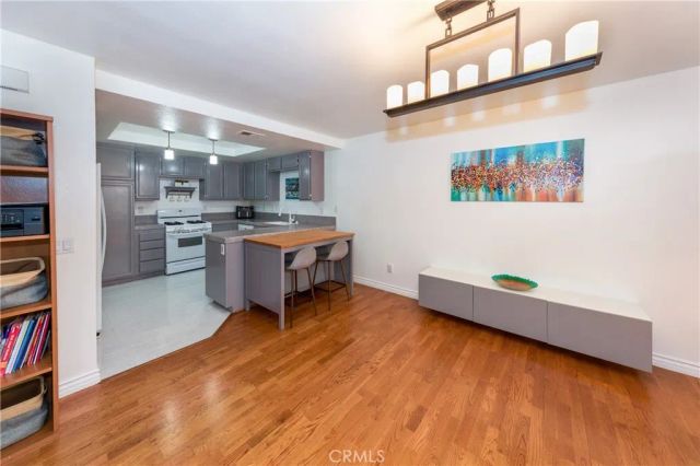 25146 Steinbeck A, Stevenson Ranch, CA 91381
