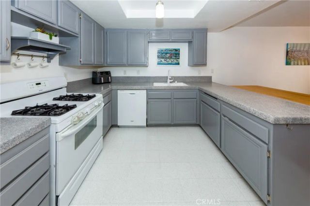 25146 Steinbeck A, Stevenson Ranch, CA 91381