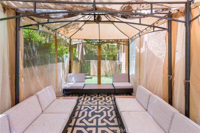 25146 Steinbeck A, Stevenson Ranch, CA 91381