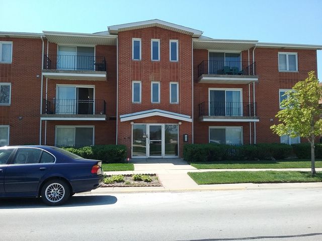 10840 S KILPATRICK Avenue 2NE, Oak Lawn, IL 60453