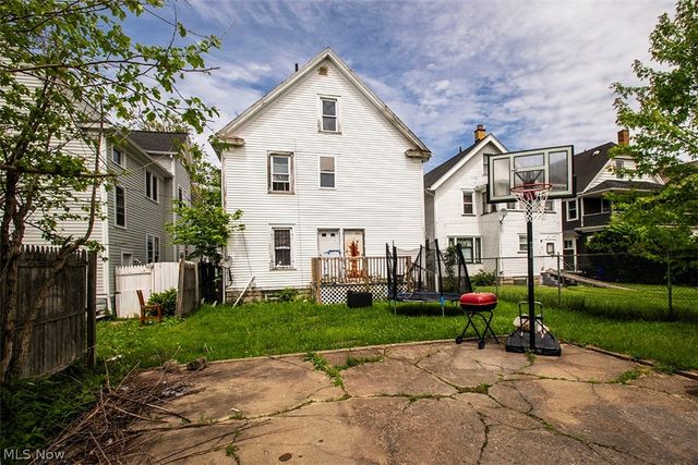 4205 Trowbridge Avenue, Cleveland, OH 44109