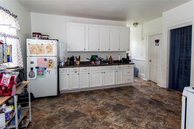 4205 Trowbridge Avenue, Cleveland, OH 44109