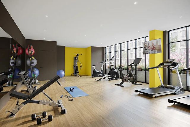 3728 30th St Apt 5D, New York City, NY 11101