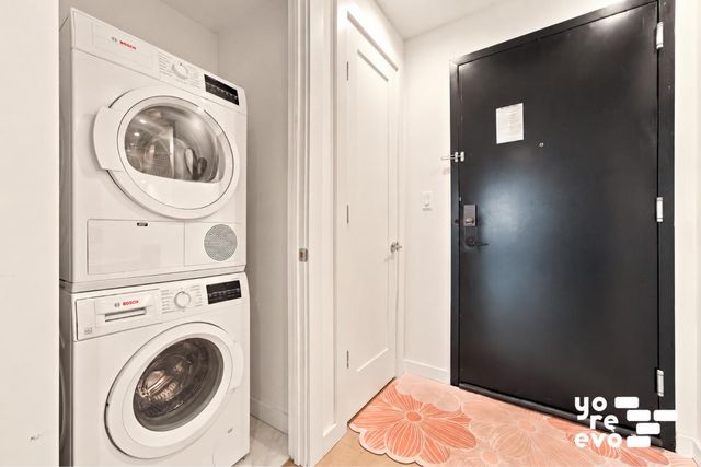 3728 30th St Apt 5D, New York City, NY 11101