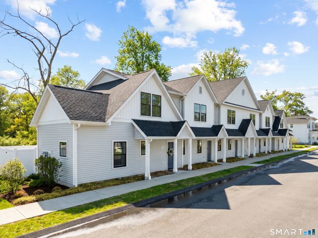 138 Boston Post Road 7, East Lyme, CT 06333