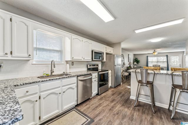 1724 BURGIN AVENUE, Tarrant, AL 35217