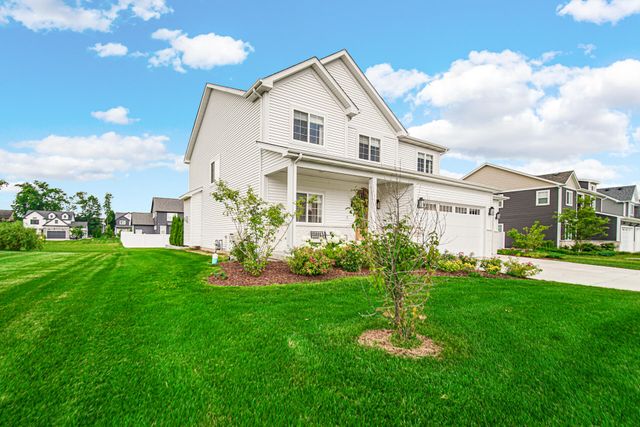 2400 Stirling Drive, Valparaiso, IN 46383