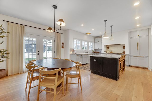 2400 Stirling Drive, Valparaiso, IN 46383