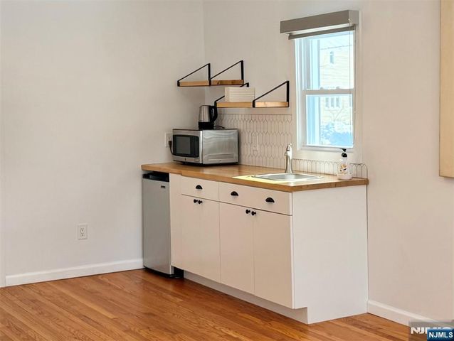 24 Grant Street, Ramsey, NJ 07446