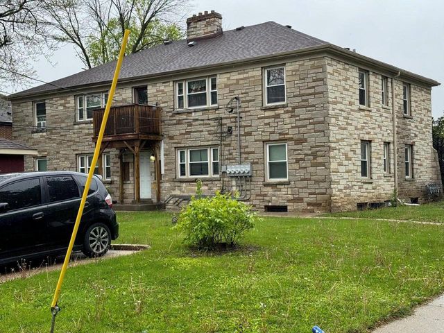 3838 W Capitol DRIVE, Milwaukee, WI 53216