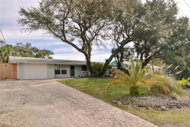 2307 SAXON DRIVE, New Smyrna Beach, FL 32169