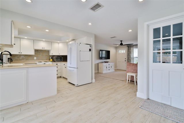 2307 SAXON DRIVE, New Smyrna Beach, FL 32169