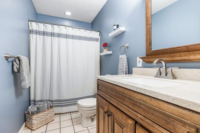 1856 N Rustic Drive, La Porte, IN 46350