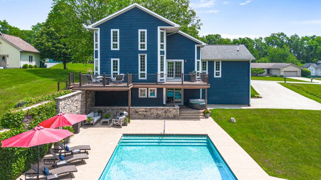 1856 N Rustic Drive, La Porte, IN 46350