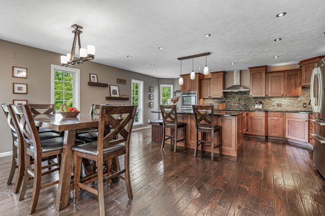 1856 N Rustic Drive, La Porte, IN 46350