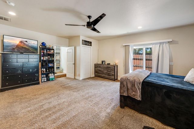 9160 Oak Ave, Orangevale, CA 95662