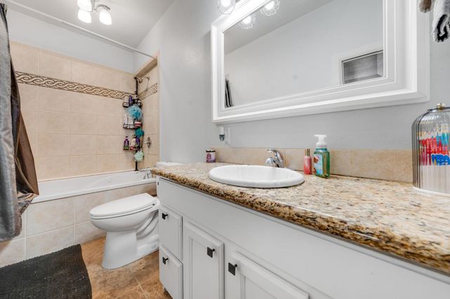 9160 Oak Ave, Orangevale, CA 95662