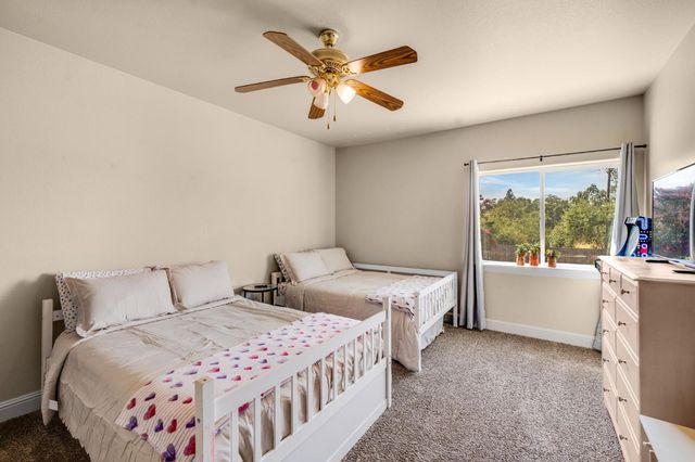 9160 Oak Ave, Orangevale, CA 95662