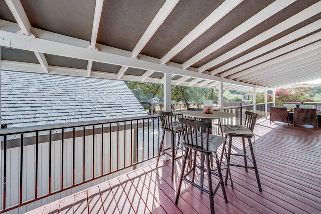 9160 Oak Ave, Orangevale, CA 95662