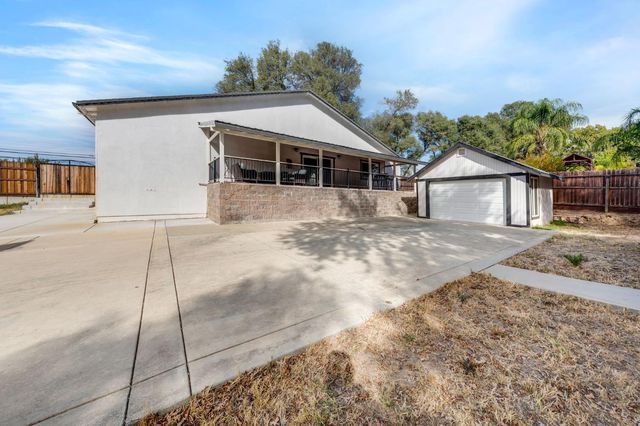 9160 Oak Ave, Orangevale, CA 95662