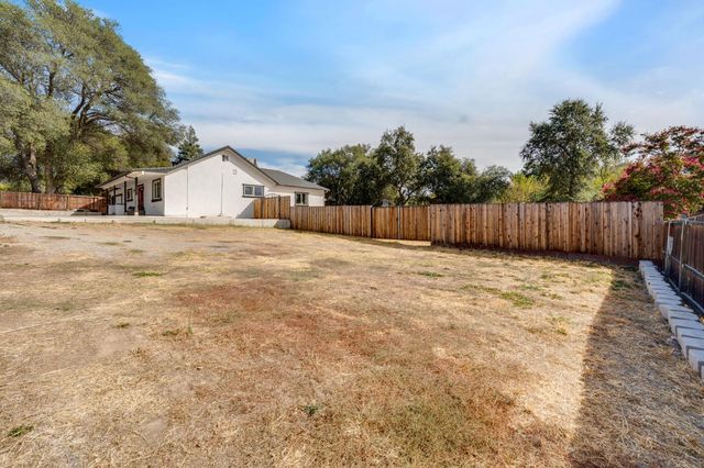 9160 Oak Ave, Orangevale, CA 95662