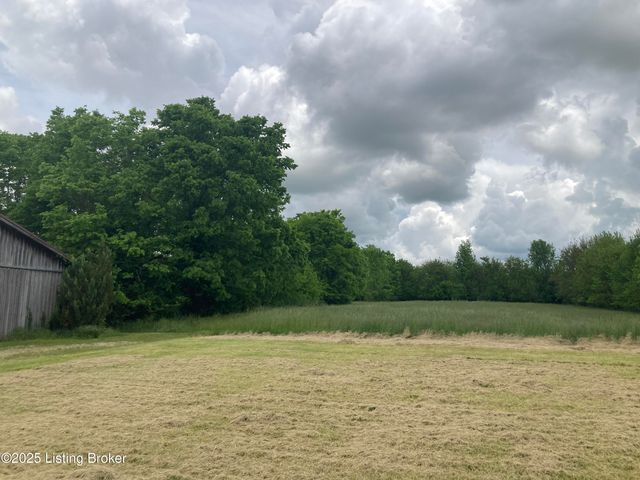 407 Pleasureville Rd, Pleasureville, KY 40057