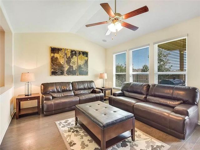 140 Moulins LN, Georgetown, TX 78626